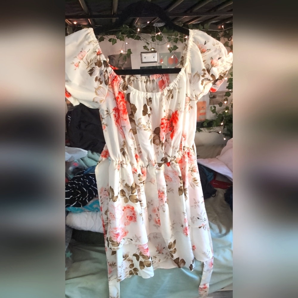 Floral cream white shein XS